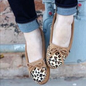 Minnetonka Leopard Kilty Taupe Moccasins